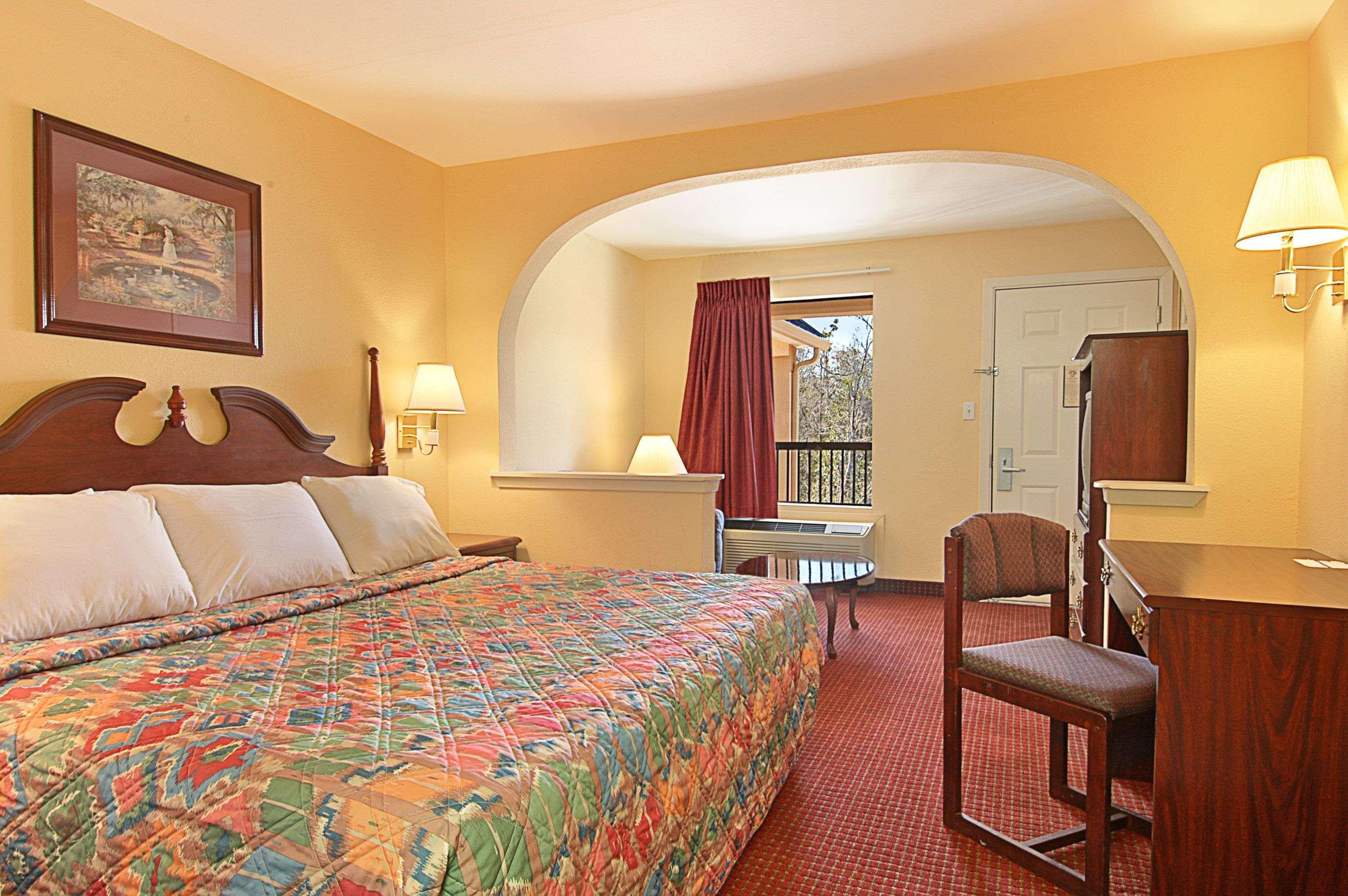 Days Inn By Wyndham Ocean Springs Eksteriør billede