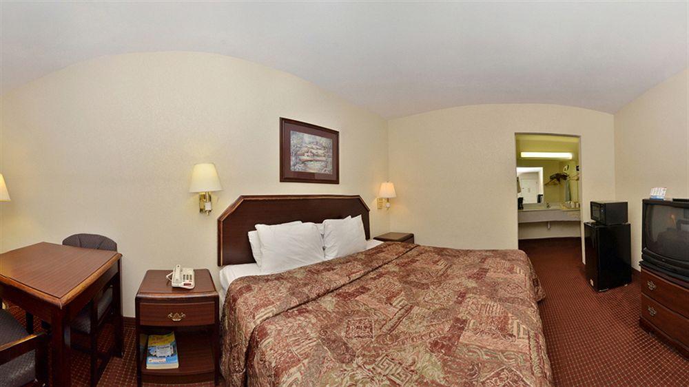 Days Inn By Wyndham Ocean Springs Eksteriør billede